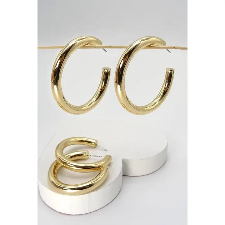 JOSSLYN Chunky Gold Hoop Earring
