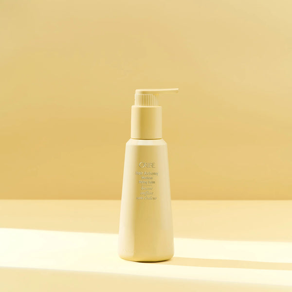Oribe Hair Alchemy Heatless Styling Balm – lightweight gel-like balm for fine to medium hair, defines air-dried waves, controls frizz, adds shine, with fermented yerba mate and botanical extracts.