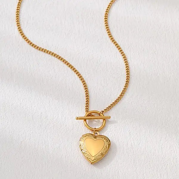 JOSSLYN Toggle Heart Locket Necklace
