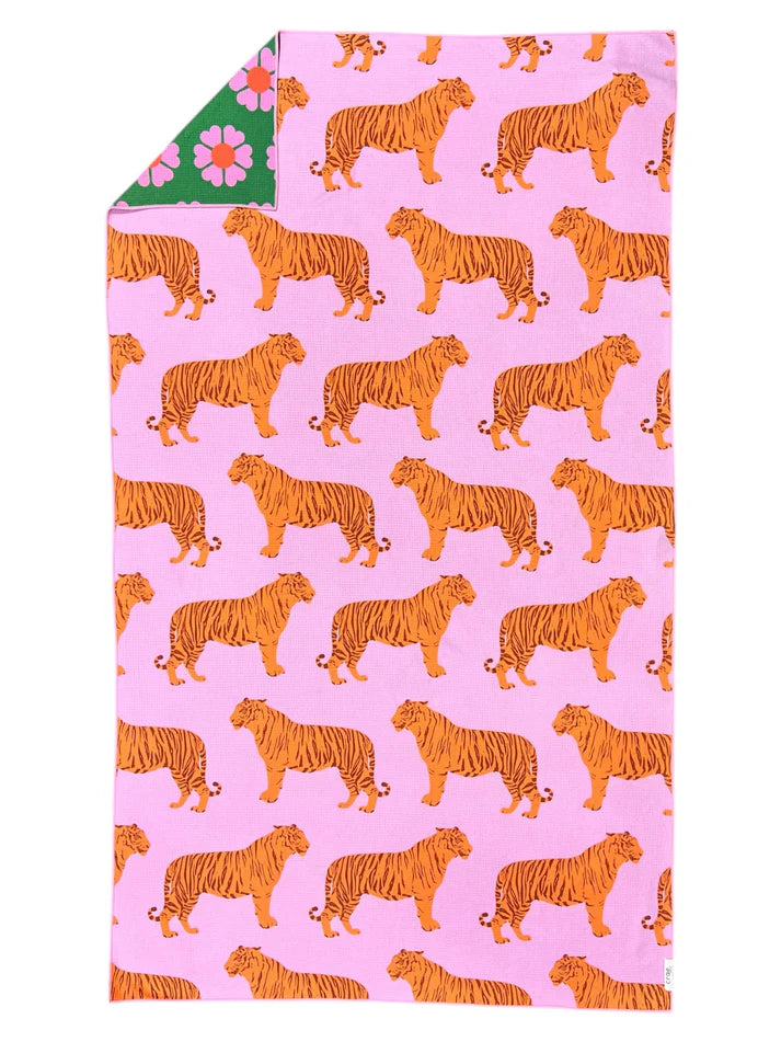 Crae.Home Pool Towel: Reversible