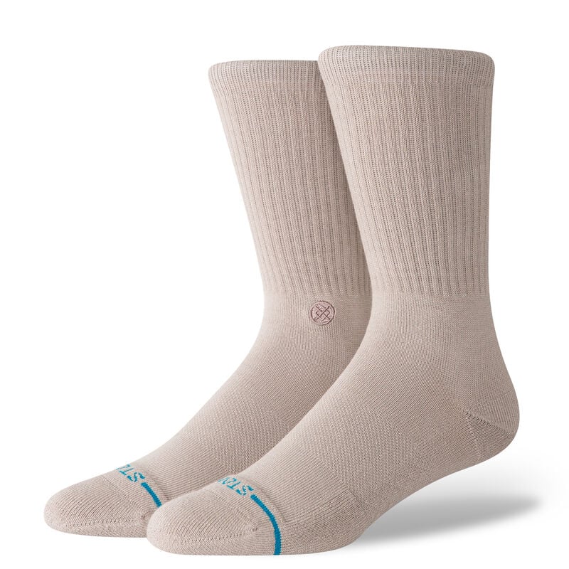 All day comfort and fashionable, Stance Icon Crew Socks in the color String Grey. Premium crew socks featuring Stance’s signature Icon design for a stylish look and all-day comfort. Made from soft, durable materials with a comfortable fit, these grey socks are perfect for everyday wear and athletic activities.