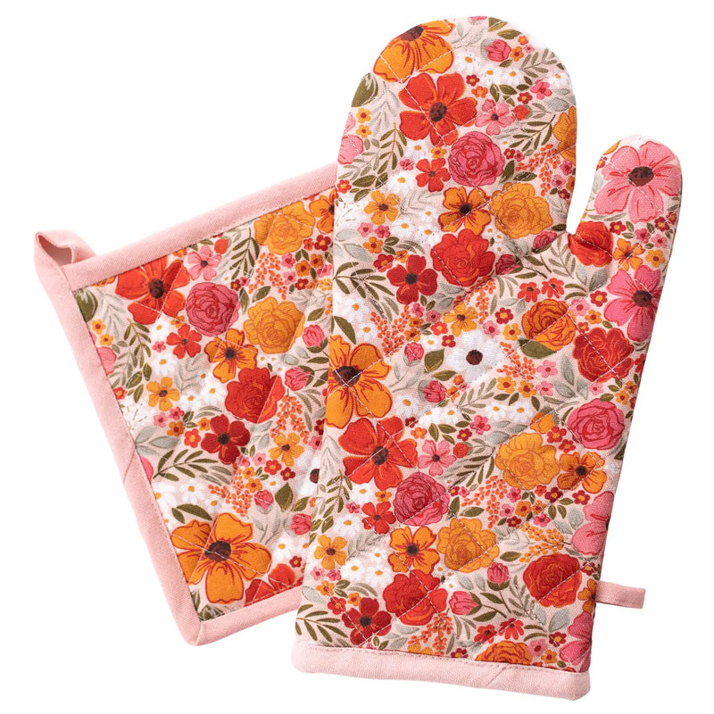 Elyse Breanne Design oven mitt and pot holder set Rosewood Blooms floral print – quilted cotton heat-resistant kitchen accessories.